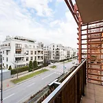 Wilanow Luxury Green Apartment