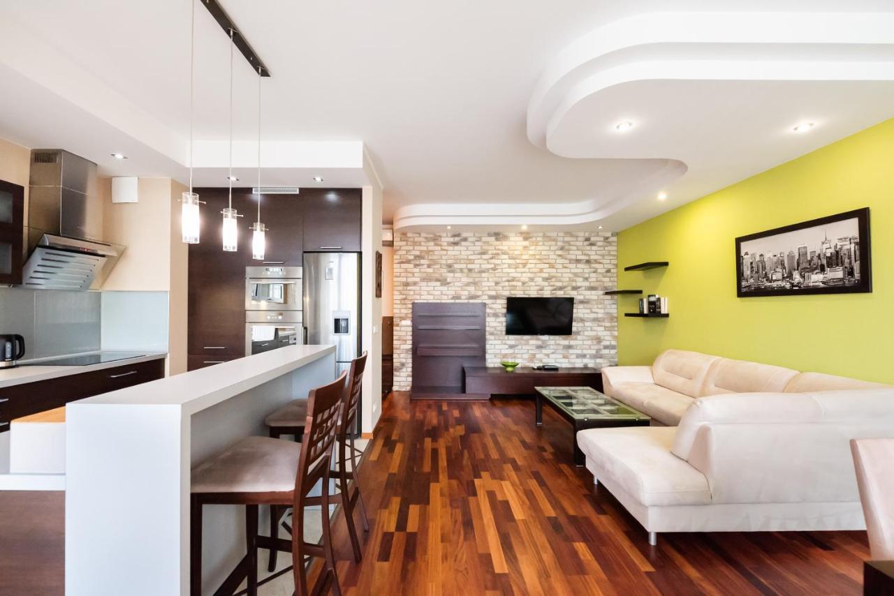 Wilanow Luxury Apartment *